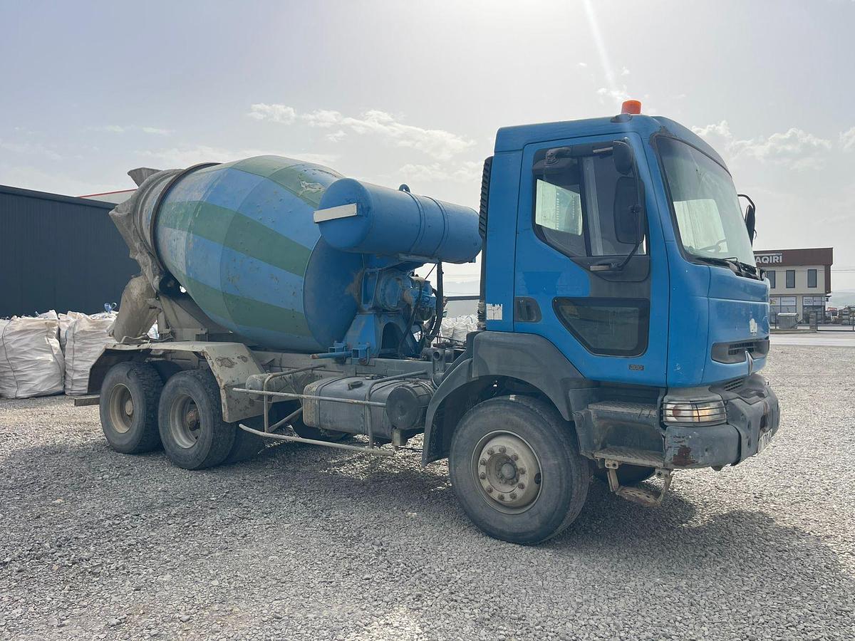 Used 2000 Renault Kerax 300 6x4 eur2