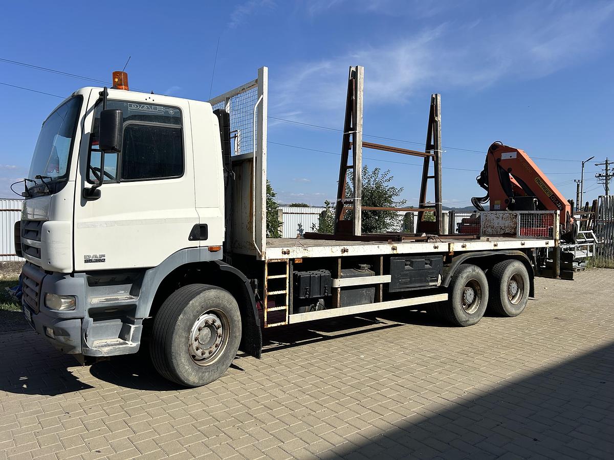 Used 2006 DAF CF 85 6X4 WITH 18 TON CRANE