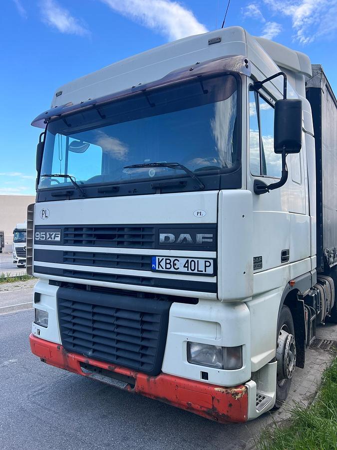 Used 2000 DAF 95.430 , eur 2, manual pomp
