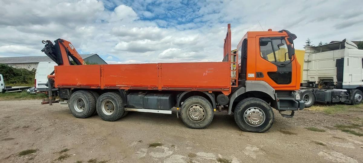 Used 2002 Renault Kerax 350 8x4 with 16 TON PALFINGER CRANE