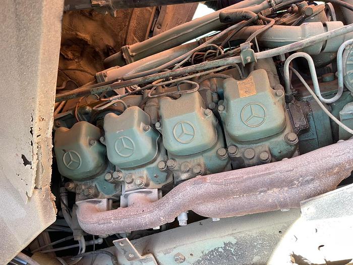 Gebruikt 1989 MERCEDES SK 3335 8X4 KIPPER