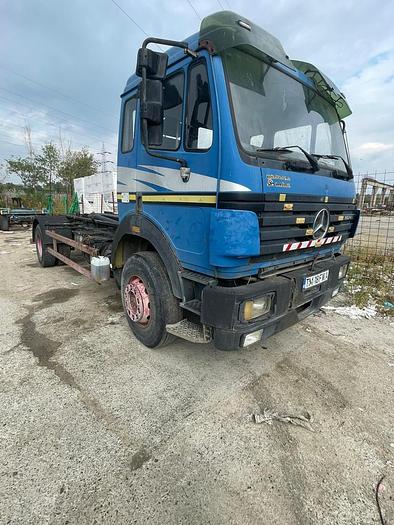 Gebruikt 1995 Mercedes Benz 1824 4x2 full spring