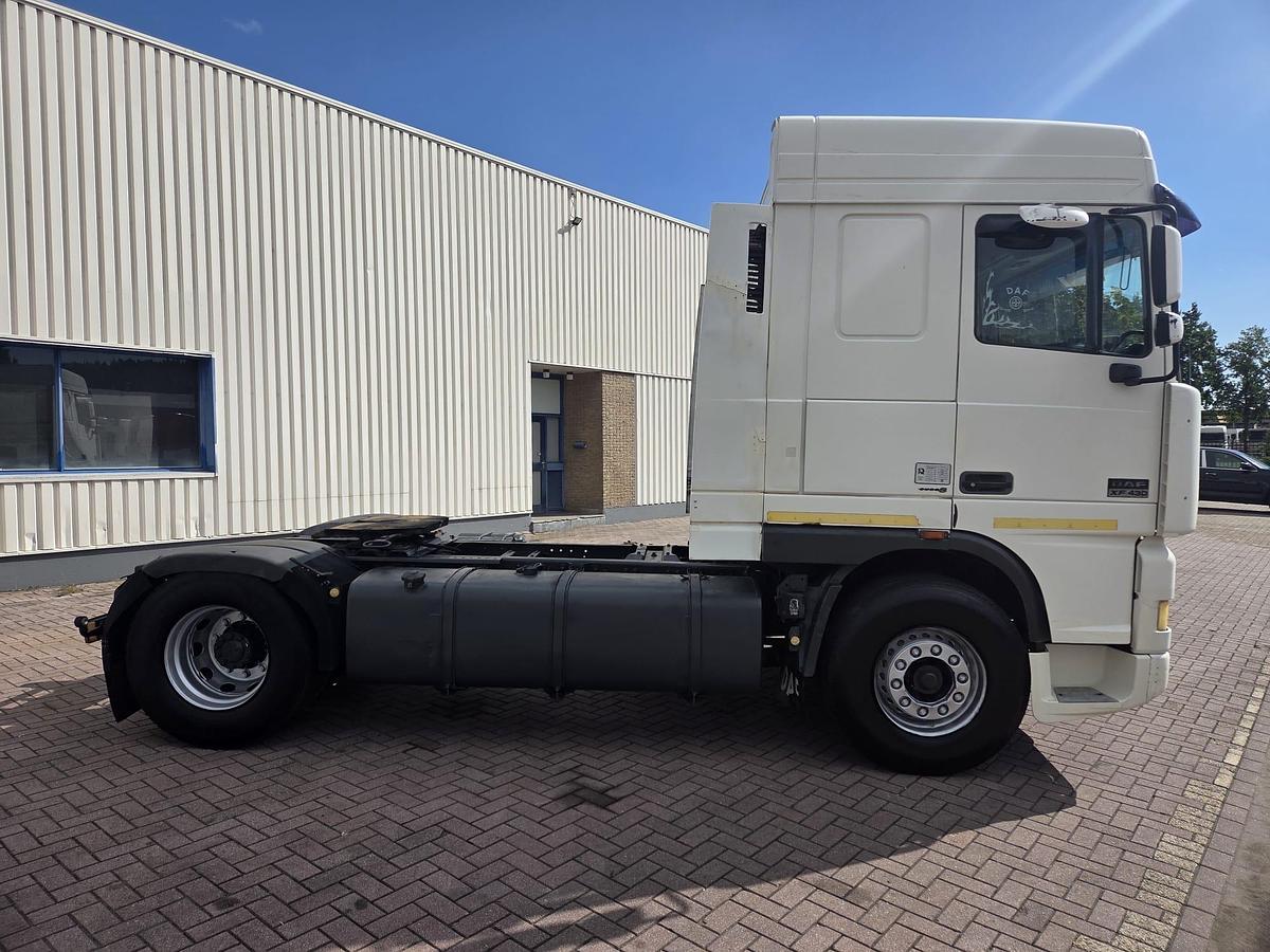 Used 2001 DAF 95XF 430 , manual gear , eur 3