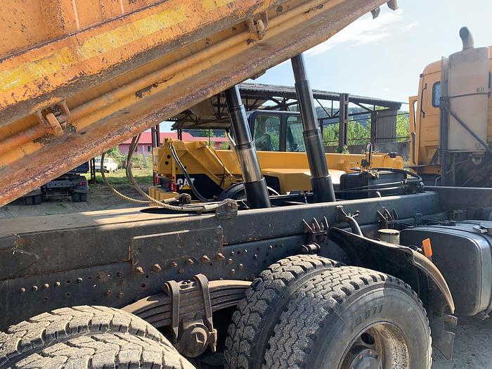 Gebruikt 2002 MERCEDES BENZ ACTROS 4143 8x4 , manual gear , big axels