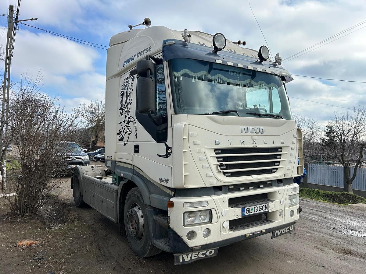 Used 2002 IVECO stralis 430 , manual
