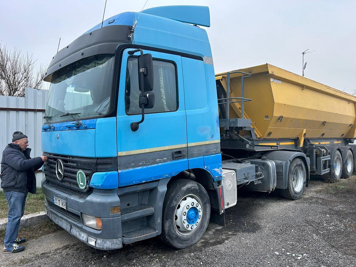 Used 2001 Mercedes 1840