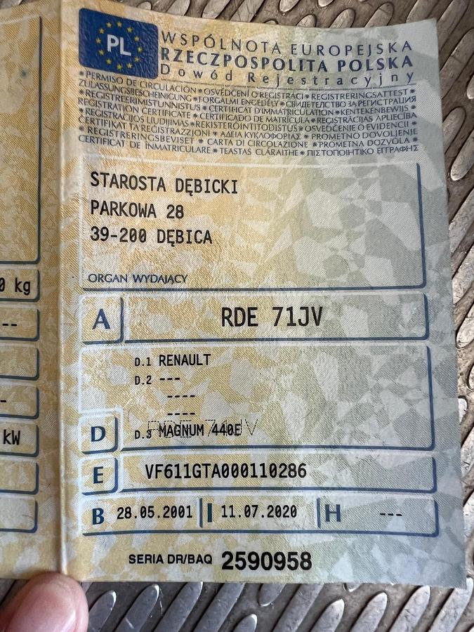 Used 2001 RENAULT MAGNUM 440, mack engine, manual gear