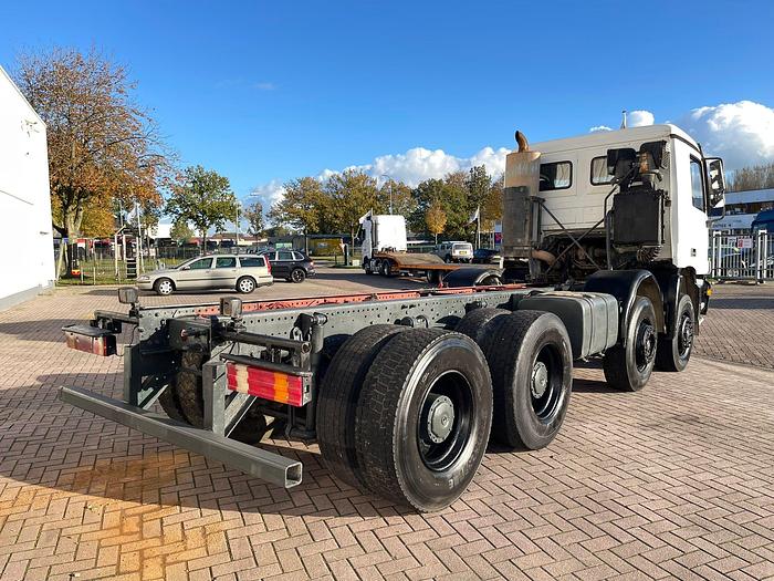 Used 1999 Mercedes Actros 4140 8x4 chassis /full steel/ 13 tons axel /manual gear