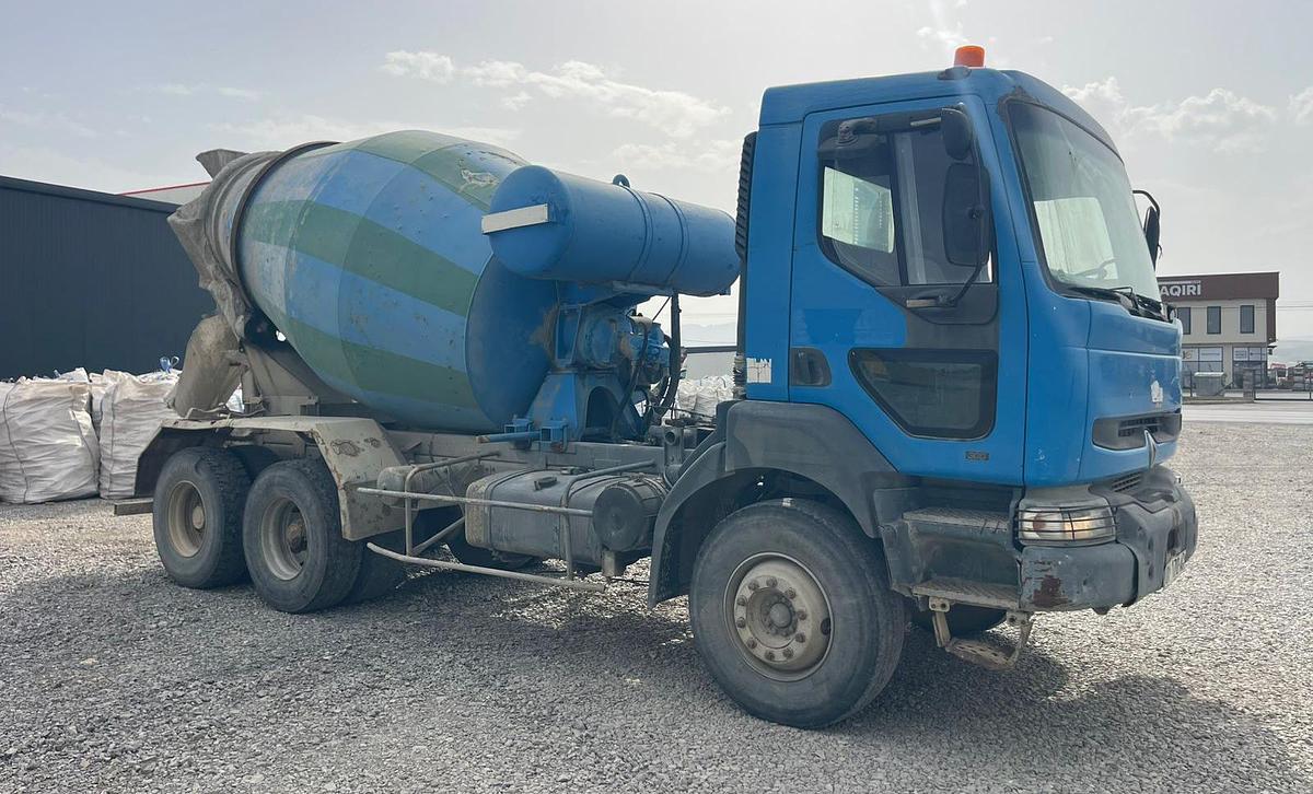 Used 2000 Renault Kerax 300 6x4 eur2