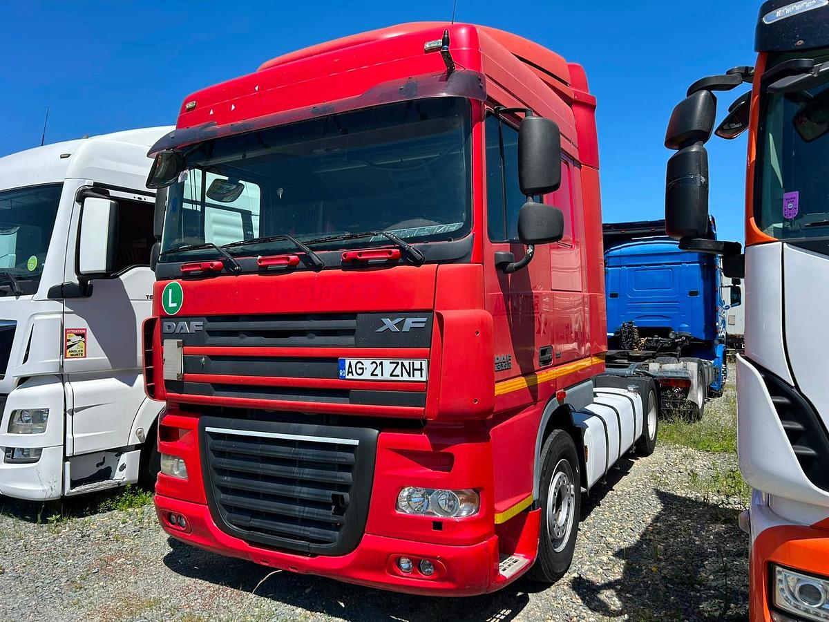 Used 2008 DAF XF 105.410, manual gear , mega
