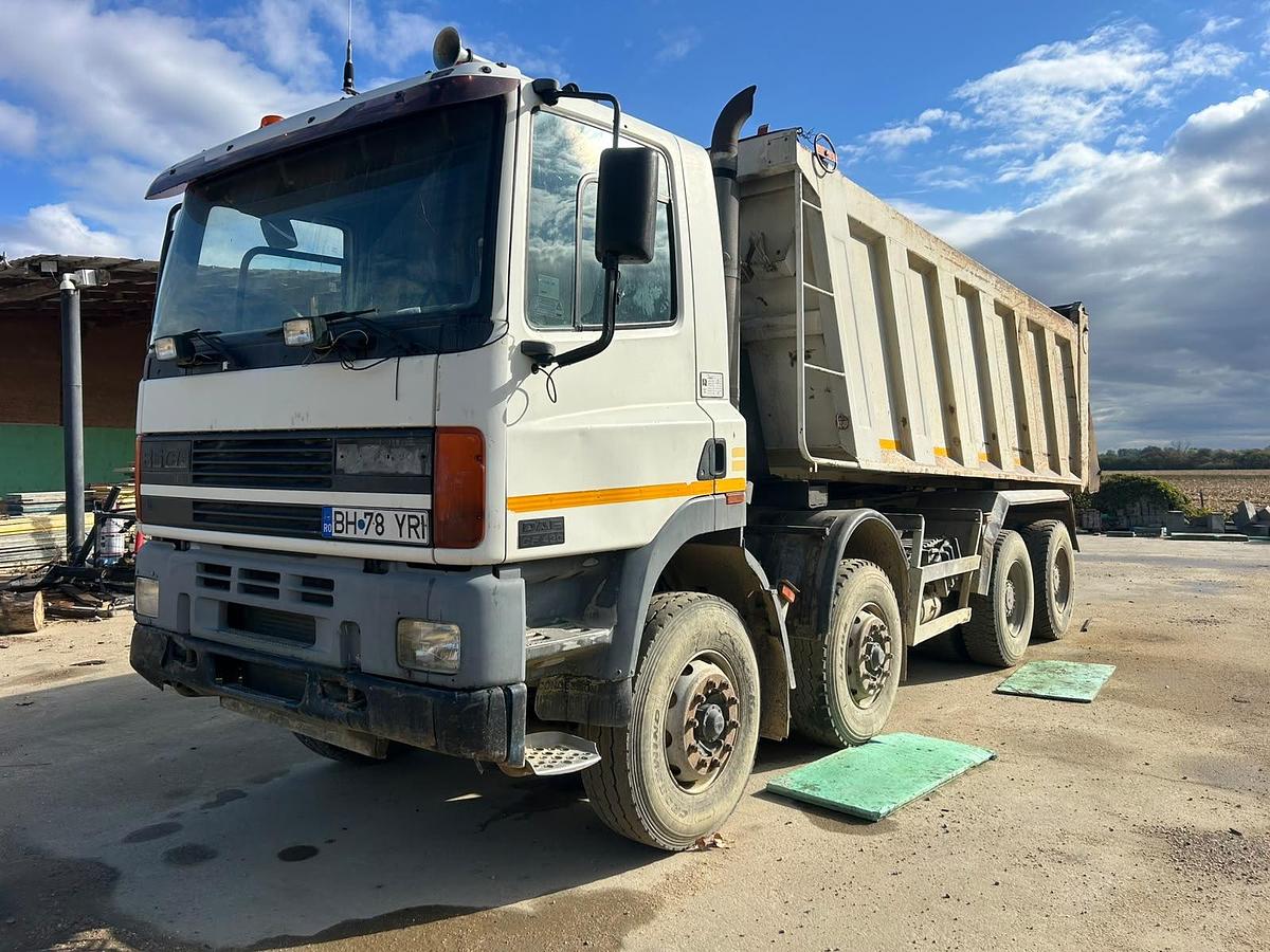 Used 2000 DAF 8x4 kipper , full spring , manual , eur2