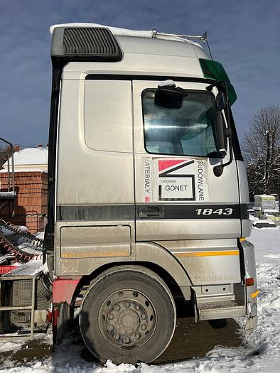 Used 2001 MERCEDES BENZ 1843 , 3 pedals , EPS , origenal 600.000 km