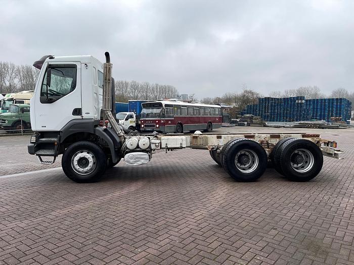 Used 1999 RENAULT KERAX 300 6x4, eur 2 , full steel