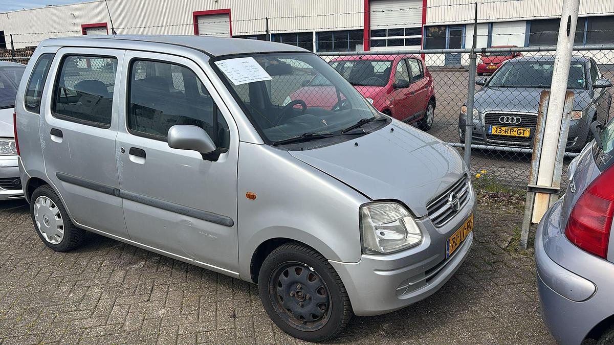 Used 2003 Opel  Agila