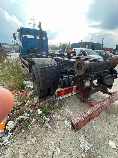 Gebruikt 1995 Mercedes Benz 1824 4x2 full spring