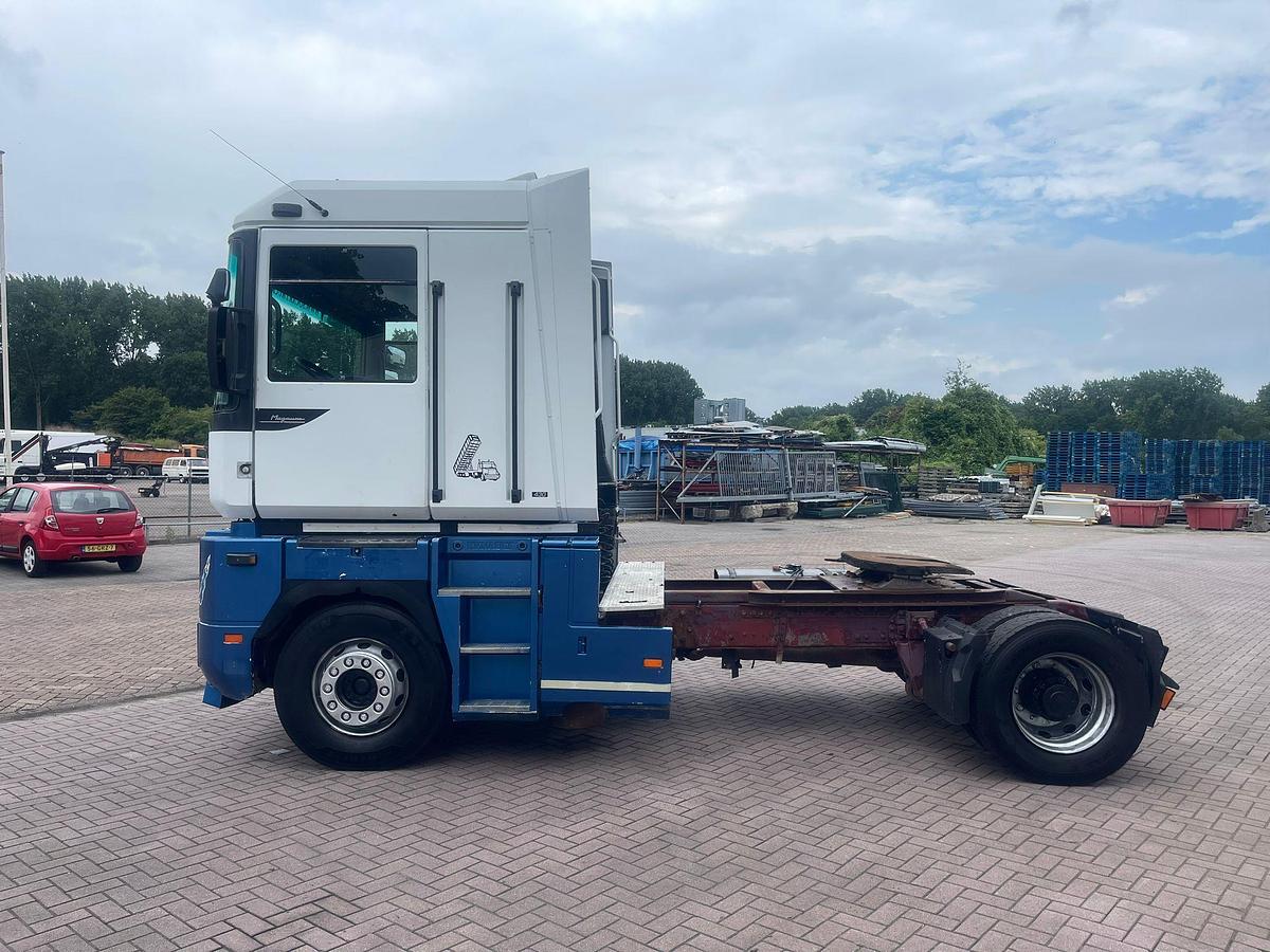Used 1998 RENAULT  MAGNUM 430 , manual gear , eur 2