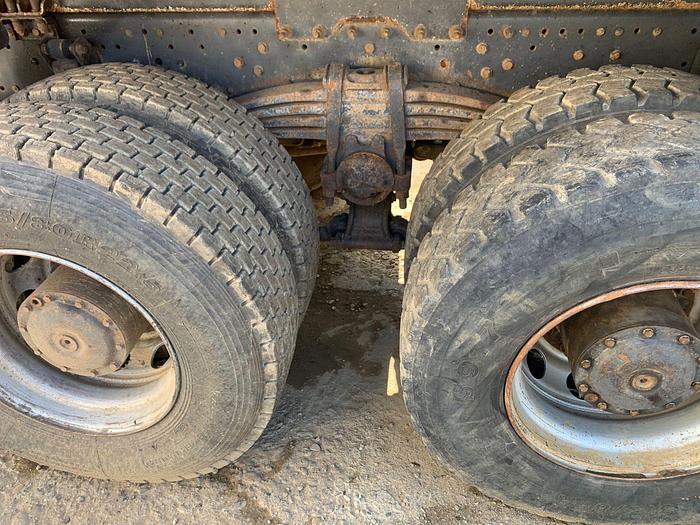 Gebruikt 2002 MERCEDES BENZ ACTROS 4143 , MANUAL GEAR , BIG AXEL , 8X4