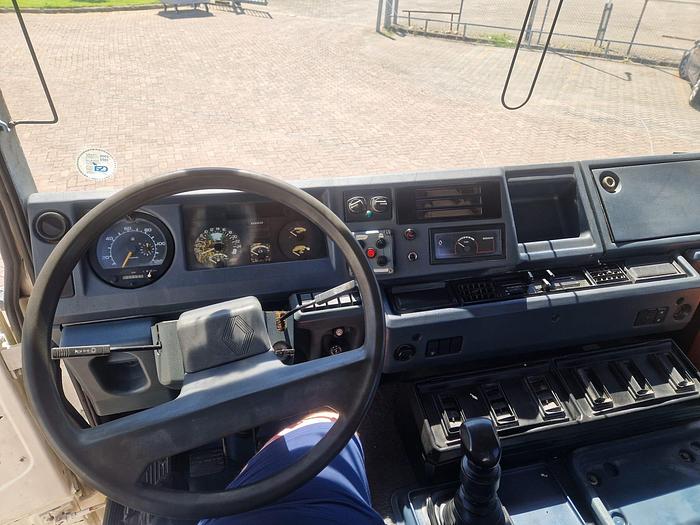 Used 1991 Renault R385 / R357 6x4 chassis full steel