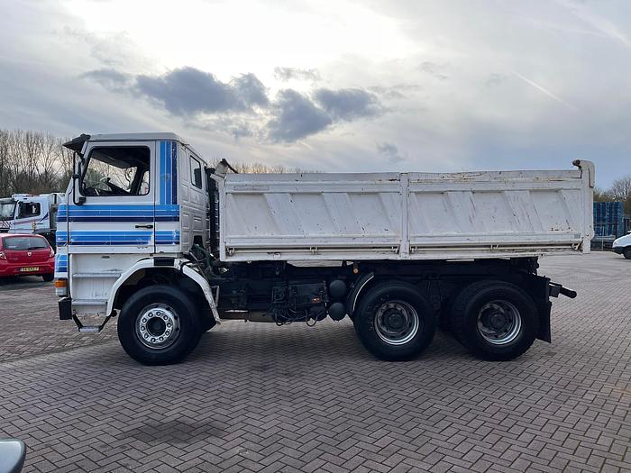 Used 1995 SCANIA 113 6X4 TYPER