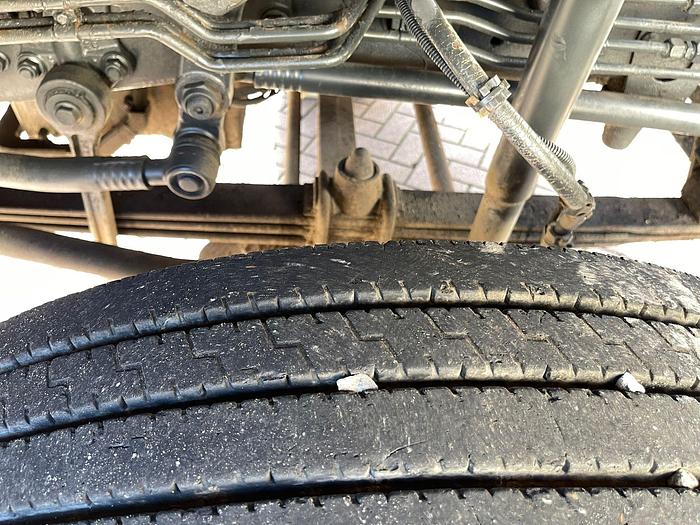 Used 1999 Mercedes Actros 4140 8x4 chassis /full steel/ 13 tons axel /manual gear