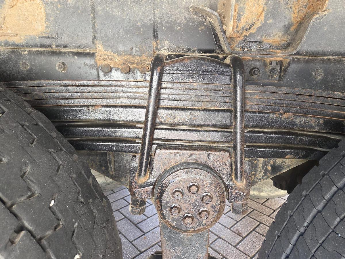 Used 1993 MAN 26.362 6x4 commander , full spring, EUR2 , CRANE