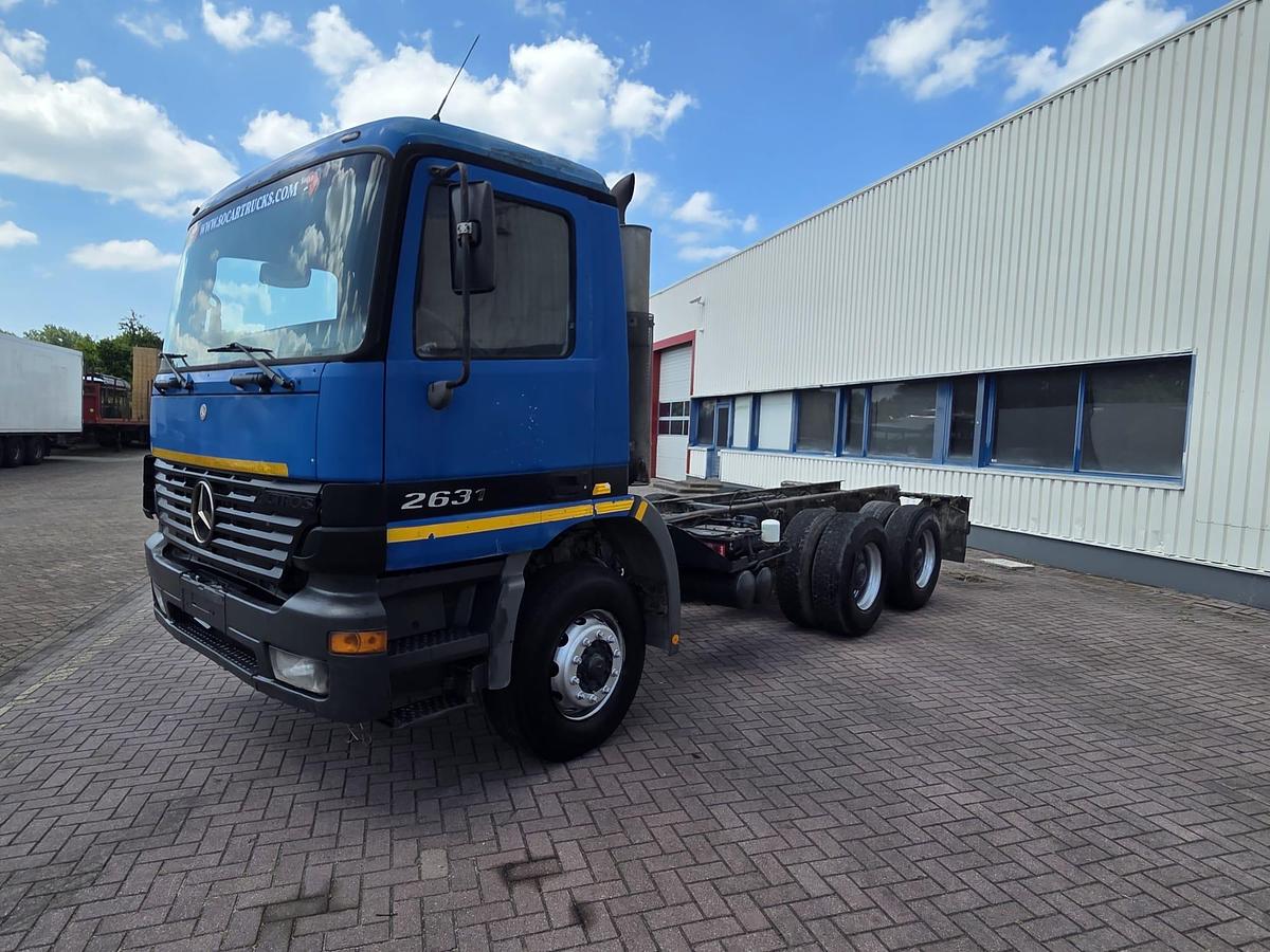 Used 2002 MERCEDES 2631 6x4 full steel
