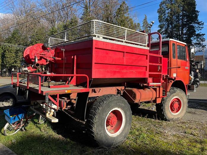 Gebruikt 1993 Renault 150 4X4 WATERTANK