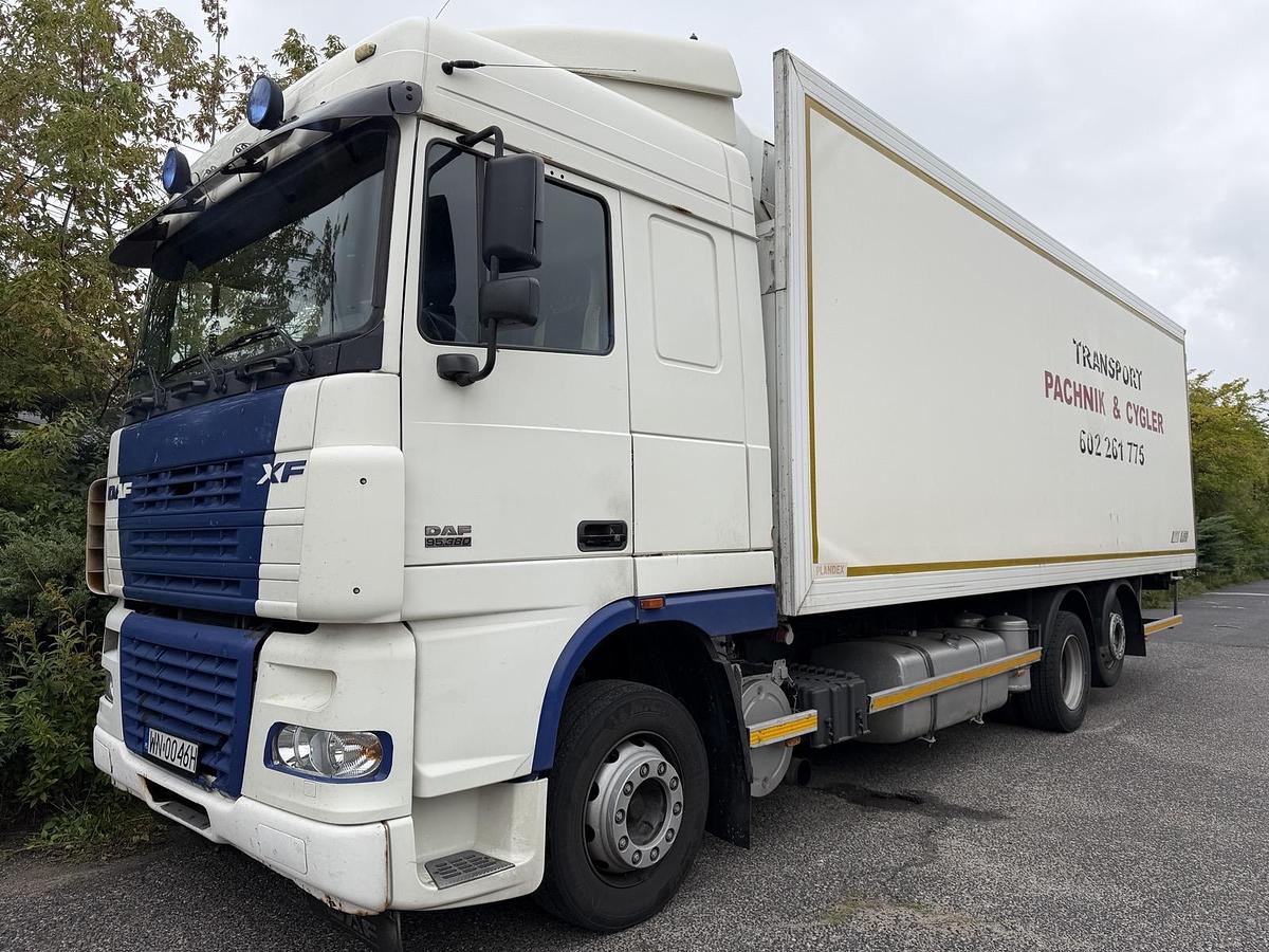 Used 2005 DAF XF95.380 6X2 COOLING BOX , EUR4