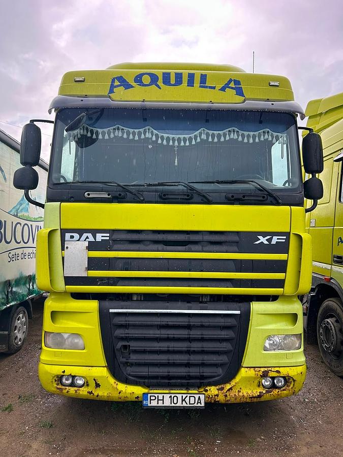 Used 2011 DAF XF105 manual gear , eur5