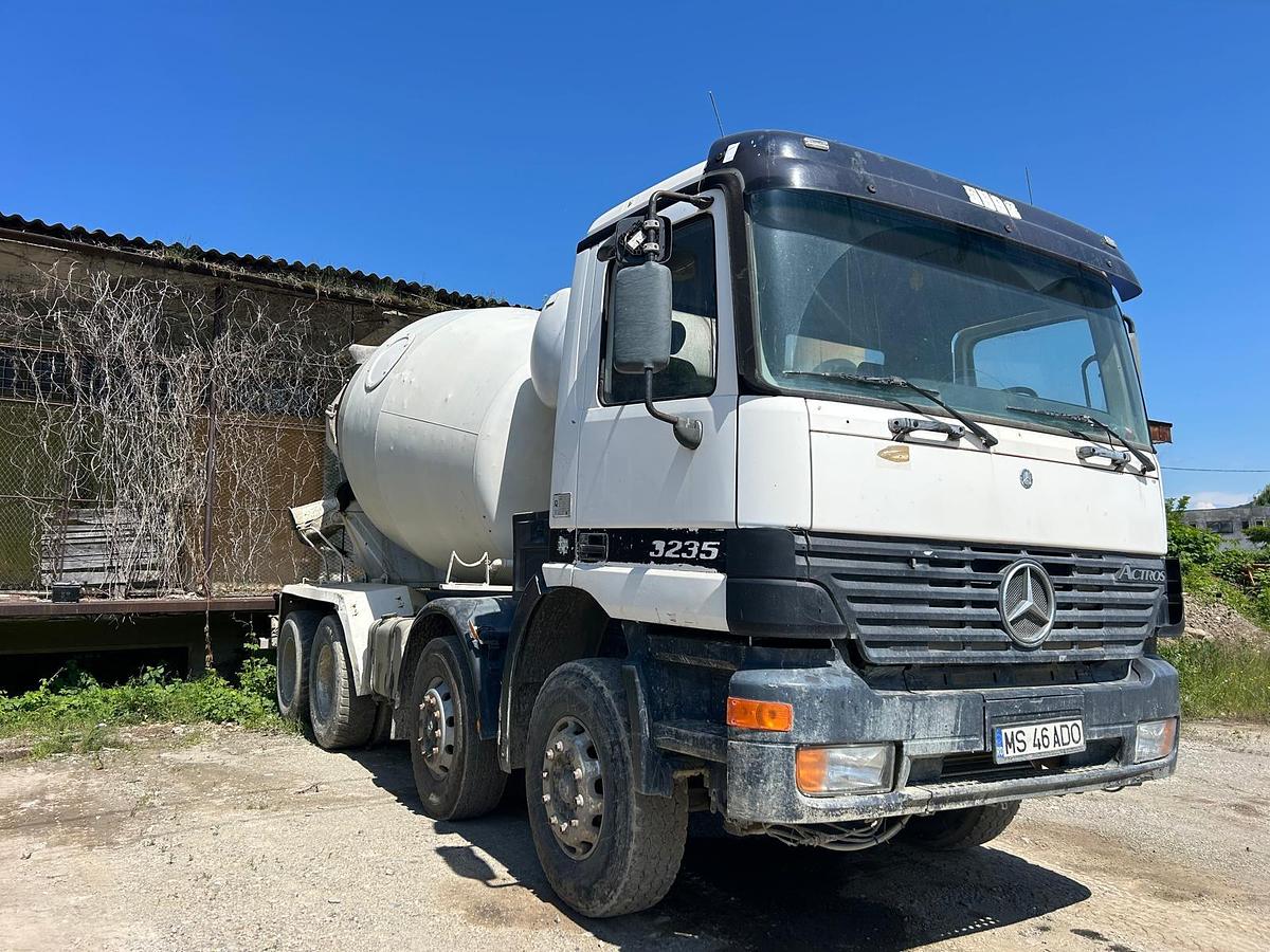 Used 2001 Mercedes Benz 3235