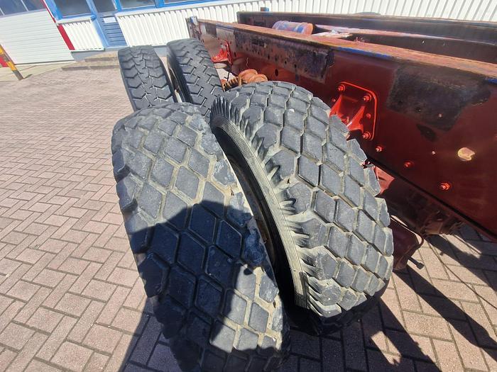 Used 1991 Renault R385 / R357 6x4 chassis full steel