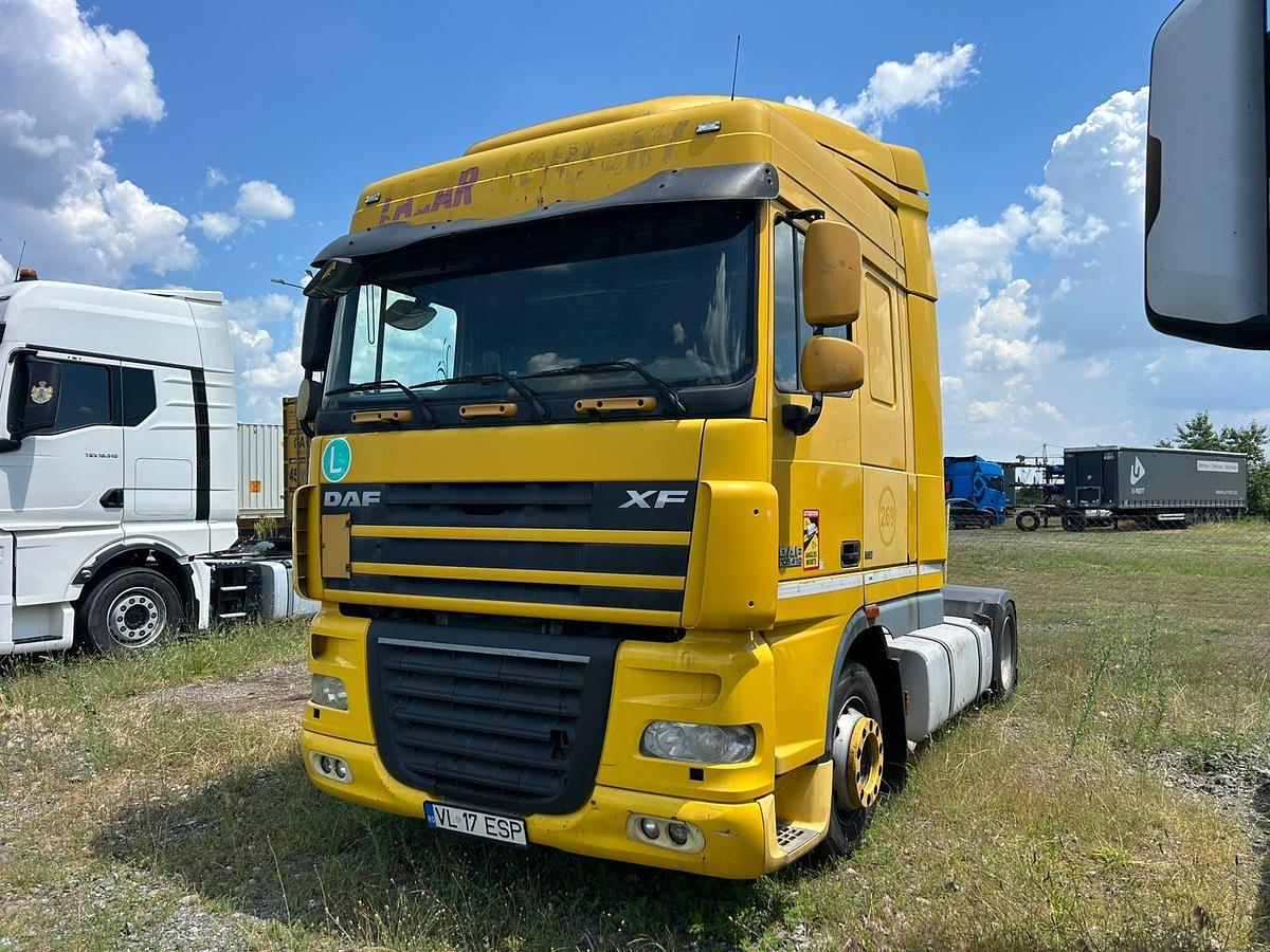 Used 2011 DAF 105.410, manual gear , mega
