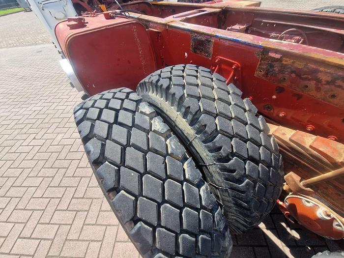 Used 1991 Renault R385 / R357 6x4 chassis full steel