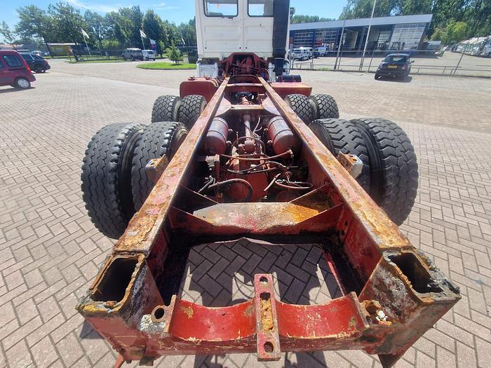 Used 1991 Renault R385 / R357 6x4 chassis full steel