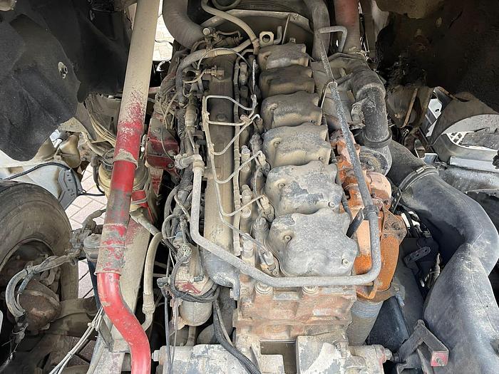 Used 1999 RENAULT PREMIUM 385 6X2 EUR2 10 tyres