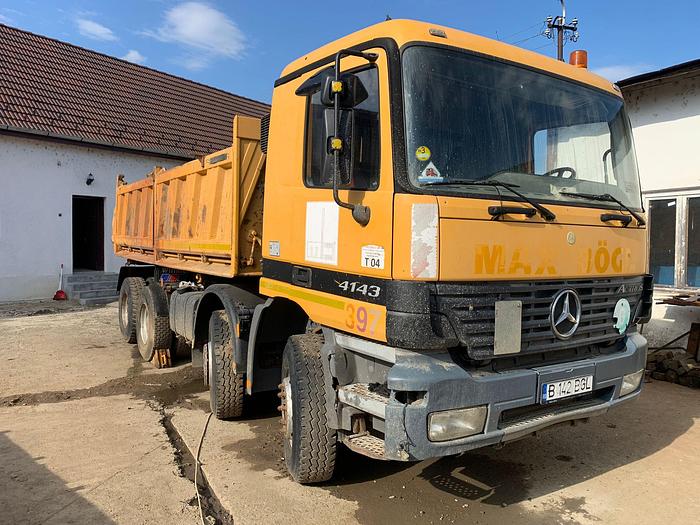 Gebruikt 2002 MERCEDES BENZ ACTROS 4143 , MANUAL GEAR , BIG AXEL , 8X4