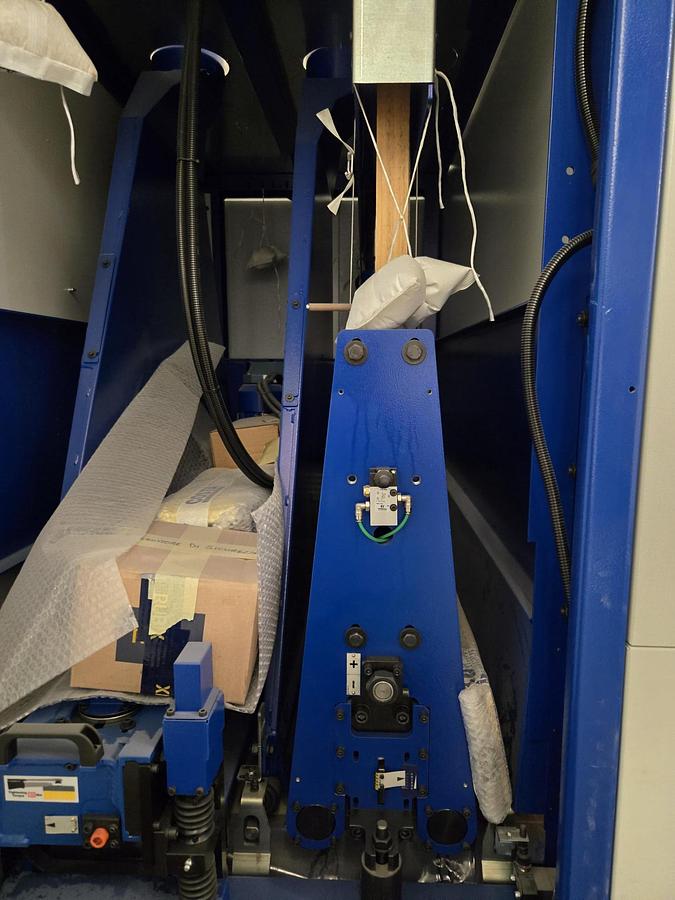 Used COSTA DEBURRING MACHINE -NEW NEVER USED 