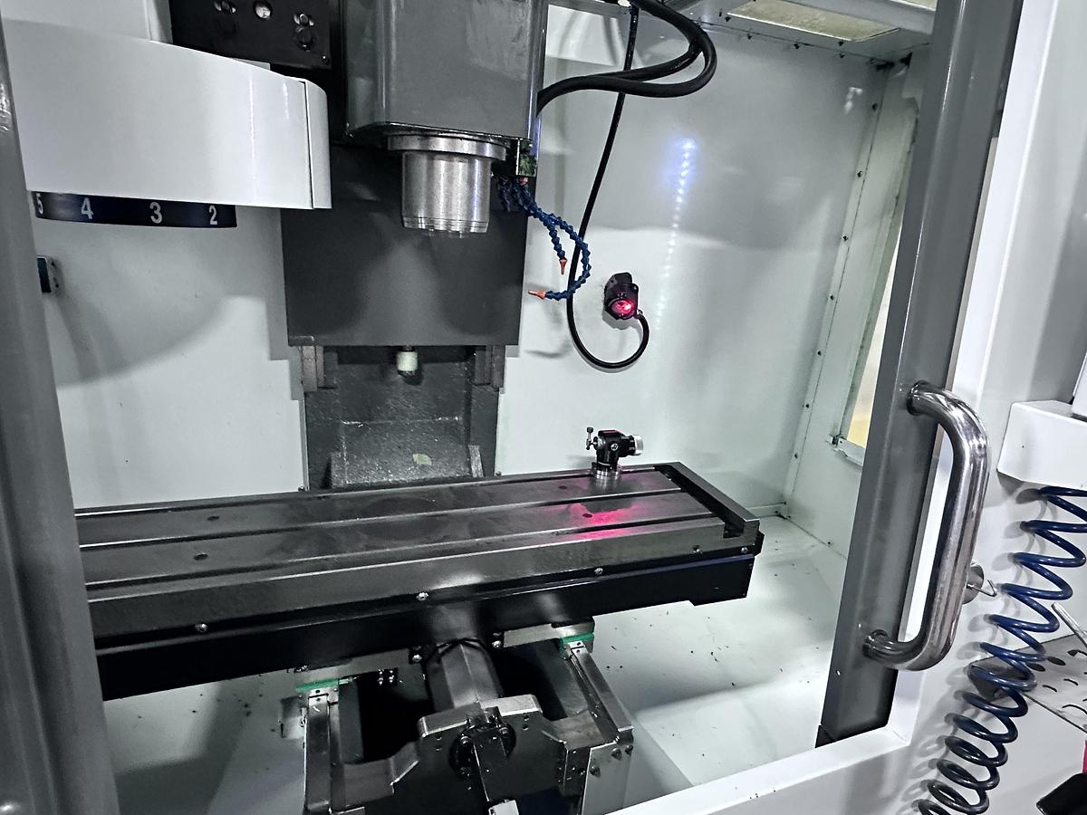 Used 30"X, 16"Y, 16"Z, HAAS, TM-1P, 2014, CNC TOOLROOM MILL, W/ 4TH AXIS ROTARY TABLE