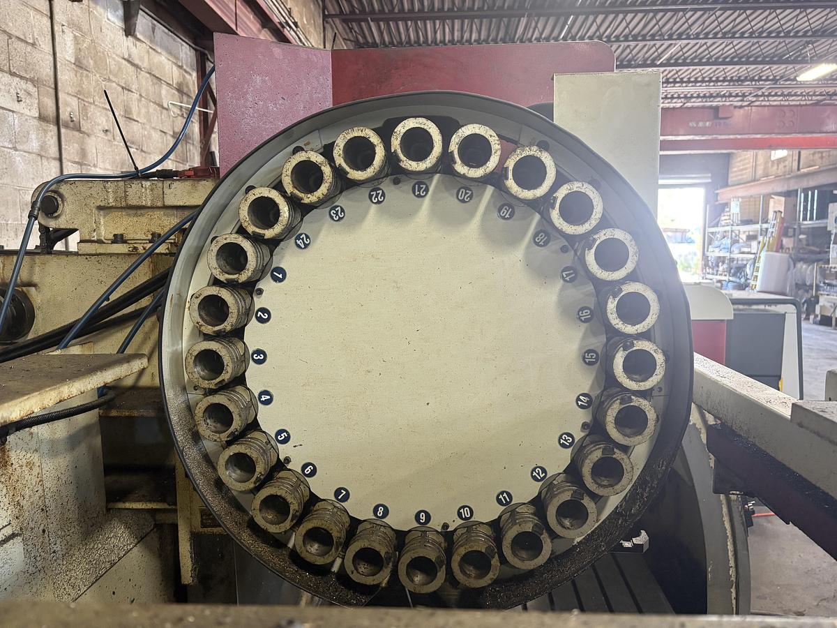 Used 40"X, 24"Y, 24"Z, RACER, CNC VERTICAL MACHINING CENTER