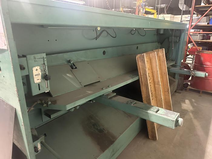 Used 1/4" x 10', DARBERT, HYDRAULIC SHEAR