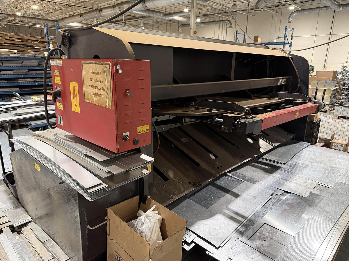 Used AMADA M3060 10' x 1/4" MECHANCICAL SHEAR W/ SHEET SUPPORT SYSTEM