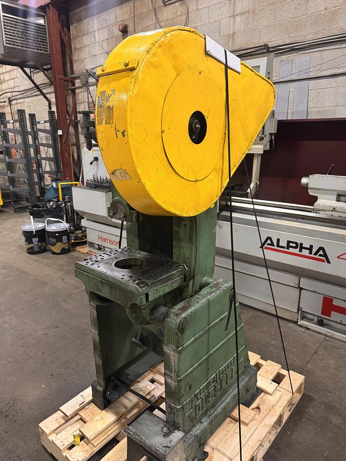 Used 15 TON, ROUSELLE, NO. 2, PUNCH PRESS
