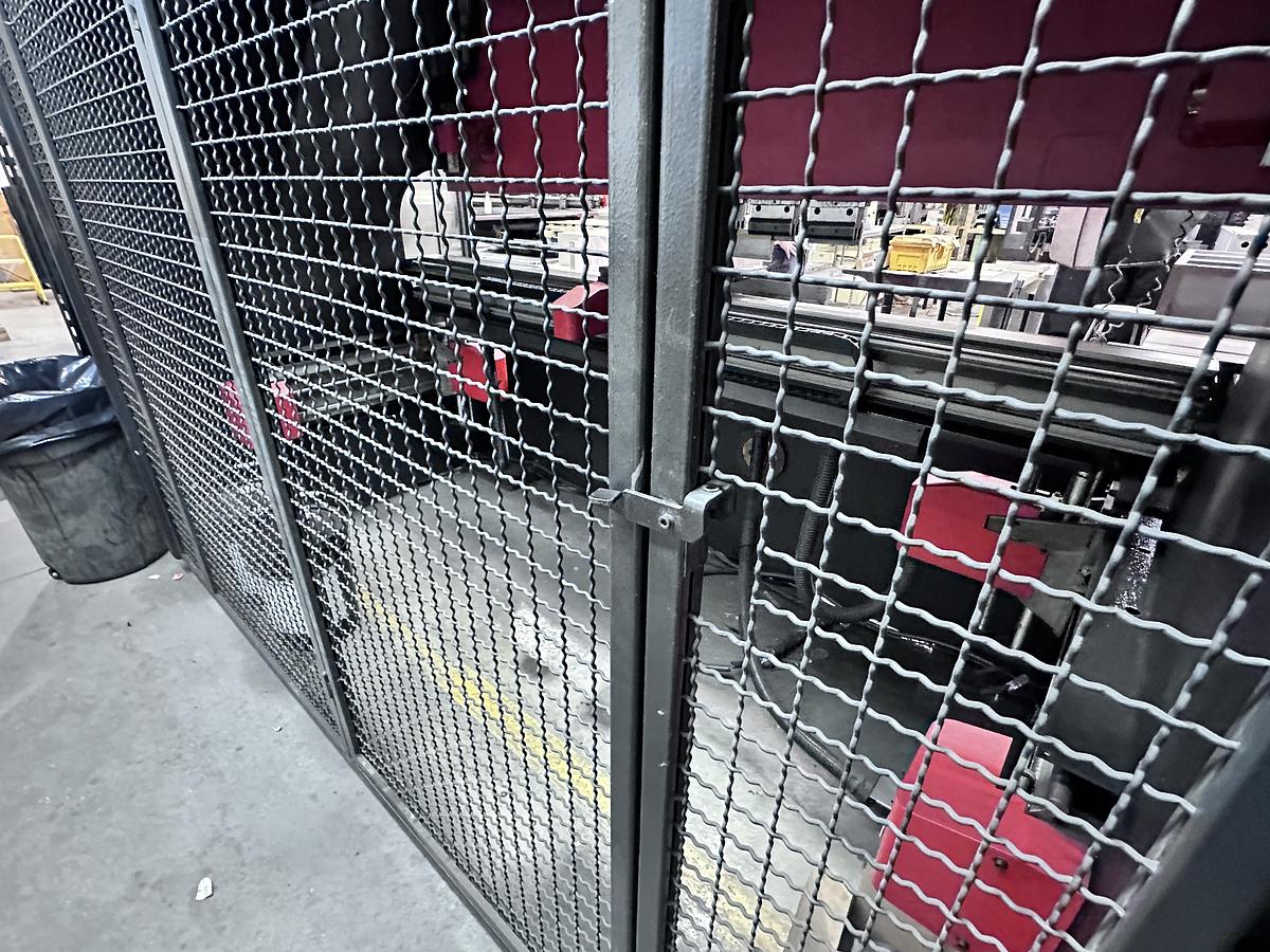 Used 143 TON X 10' AMADA, MODEL HFE 130-3S, CNC HYDRAULIC PRESS BRAKE