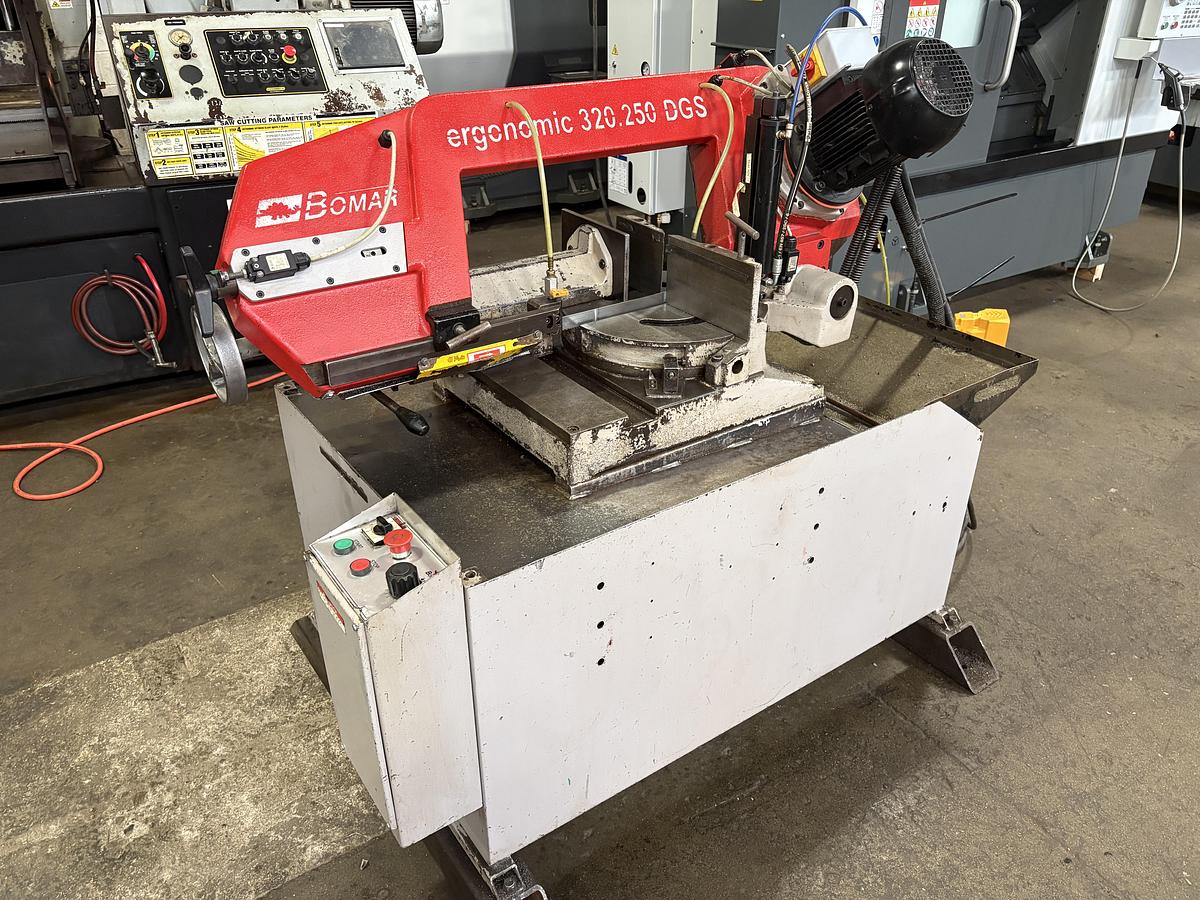 Used 9.8" x 12.6", BOMAR, HORIZONTAL BAND SAW