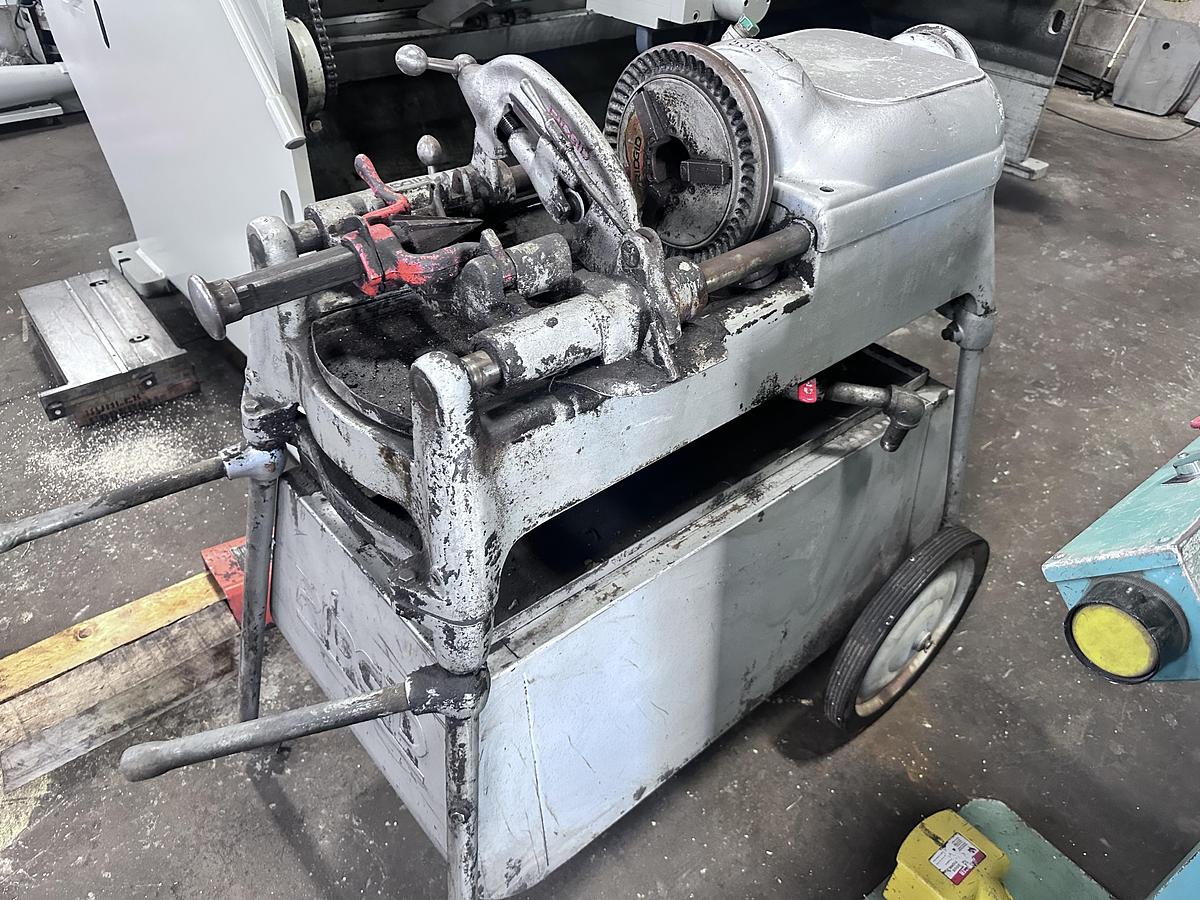 Used RIGID, MODEL 535, PIPE THREADING MACHINE