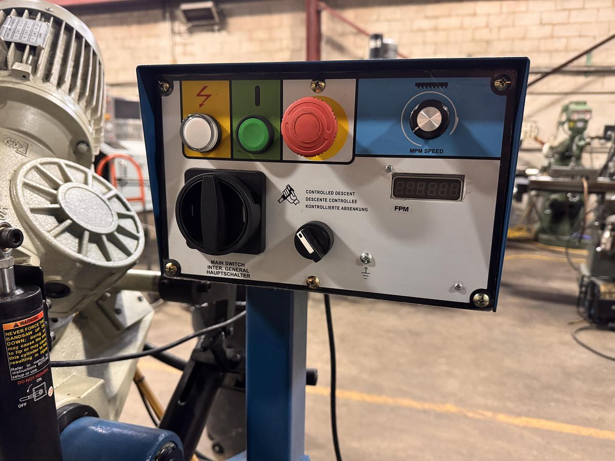 Used 10.5" BAILEIGH, VARIABLE-SPEED DUAL-MITERING HORIZONTAL BANDSAW - 2020