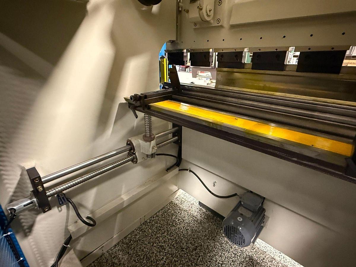 Used 33 TON X 63", BAILEIGH, MODEL BP-3305CNC, HYDRAULIC CNC PRESS BRAKE, 2023