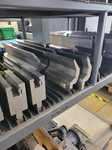 Used 2019 110 TON X 10' SAFAN DARLEY PREMIUM SERIES ELECTRIC PRESS BRAKE 