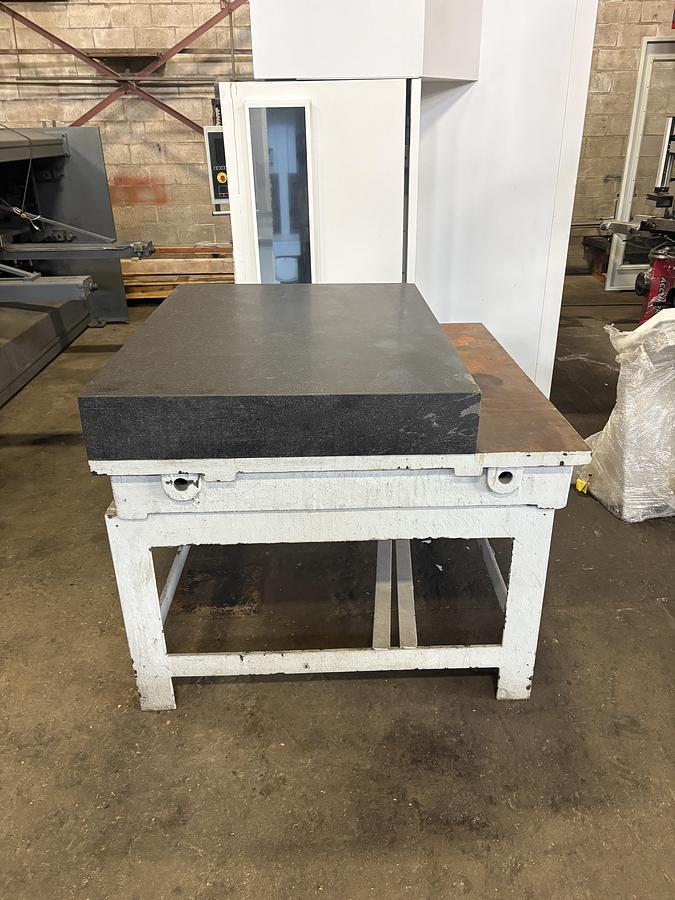 Used 3'x4' GRANITE TABLE