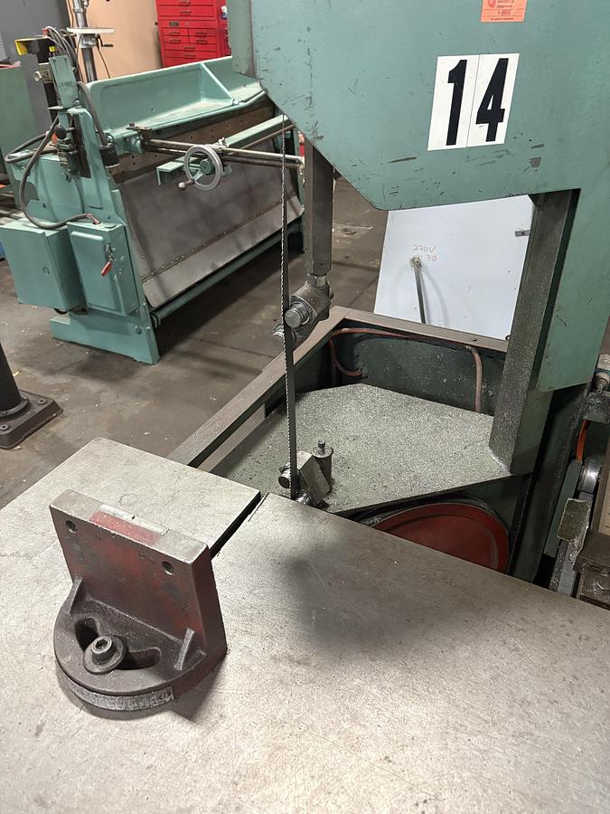 Used E-R MAIER, KM1012, ROLL IN BAND SAW